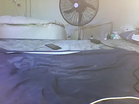 Gorgeous_ass20's cam snapshot