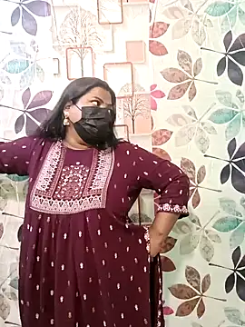 TAMIL-MILF- live sex cam