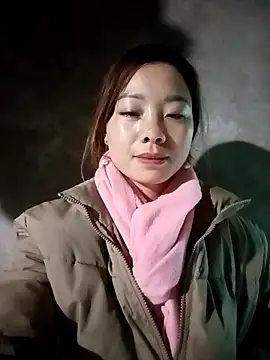 milo123-xx live sex cam