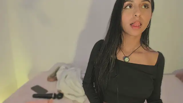 myaa_girl live sex cam