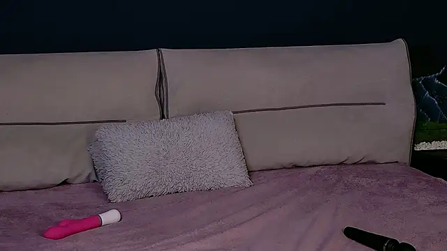 Mila_Anders's cam snapshot