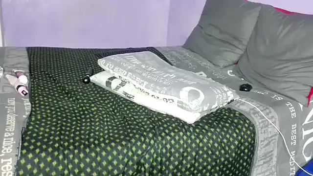 wilmaassylum's cam snapshot