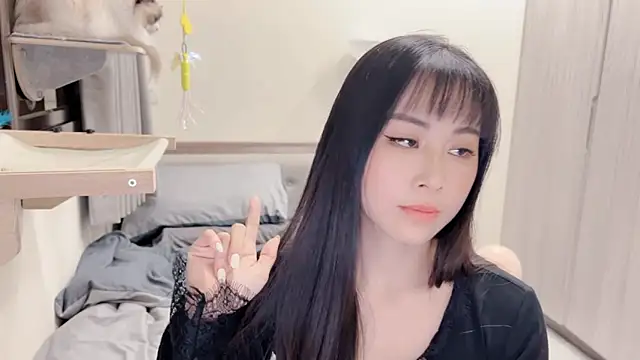 BabyOneDaily's cam snapshot