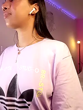 SallyWhitee live sex cam