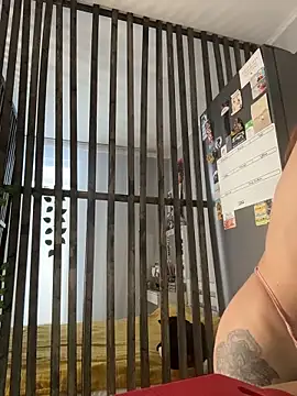 LittleFox___'s cam snapshot