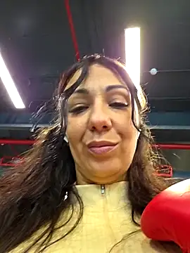 LeticiaWoods live sex cam