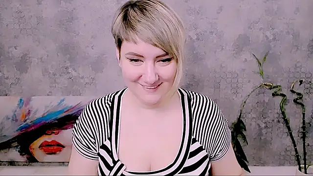 Djullia live sex cam