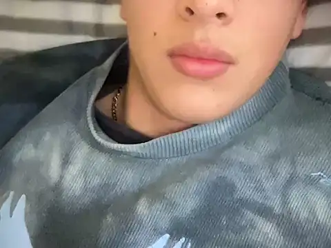 Frodo271 live sex cam