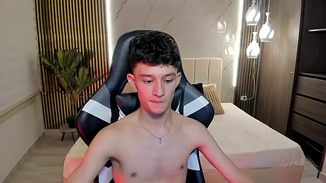 Patrick_Howland_ live sex cam