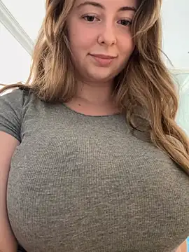 curvyflawless live sex cam