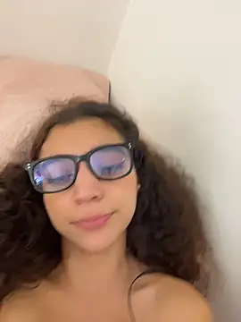 uniquerossie's cam snapshot