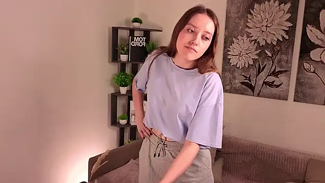 NenaWord's cam snapshot