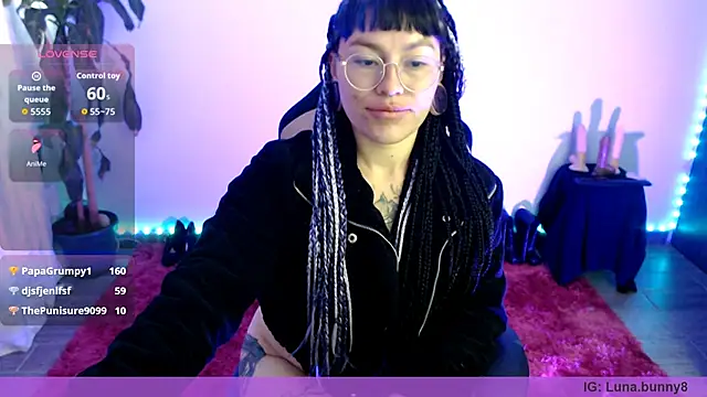 missfungi8's cam snapshot