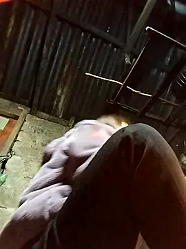 Yiyoongg's cam snapshot