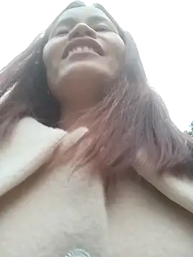 nangmo's cam snapshot