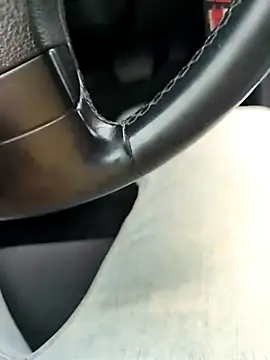 Yolinga205 live sex cam