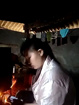 ava-dellght's cam snapshot