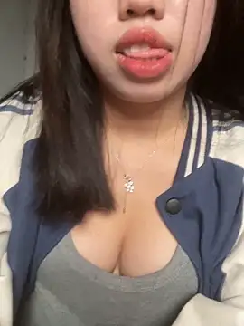 Rose-babyx's cam snapshot