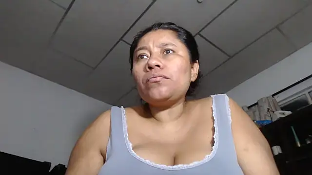 adrixxx38 live sex cam