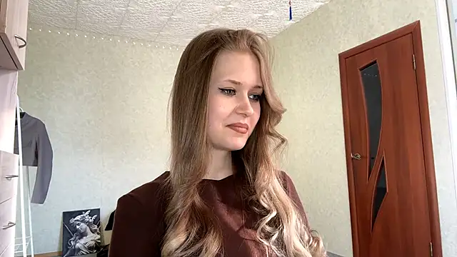 ZaidaSchwarten live sex cam