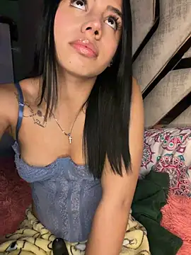 Laura-Khalifa live sex cam