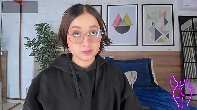 MiaKay1 live sex cam