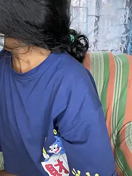 SukiyamaAsia's cam snapshot