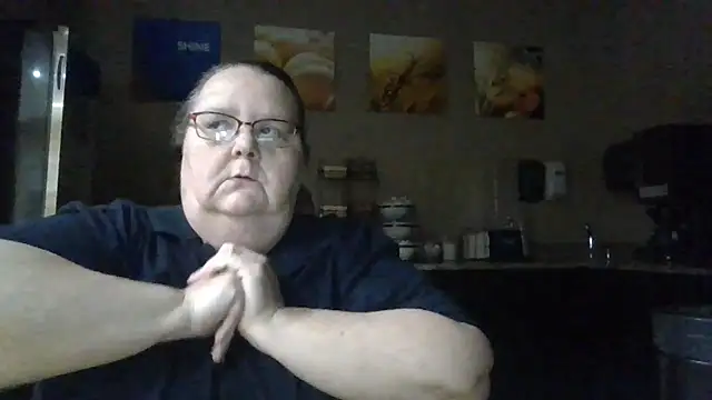 Hornybbw1978's cam snapshot