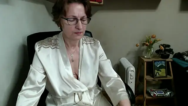 katemodel's cam snapshot