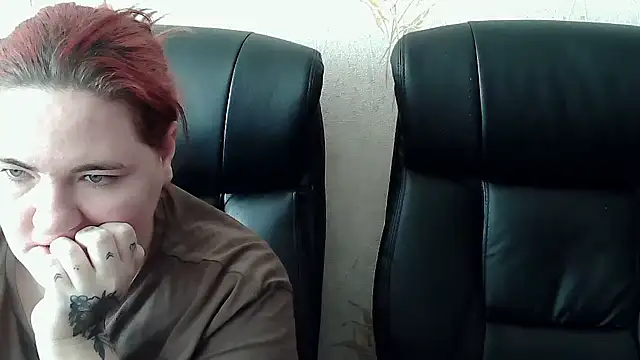 HollyXXXEva live sex cam