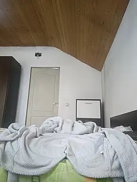 hornymilf72 live sex cam