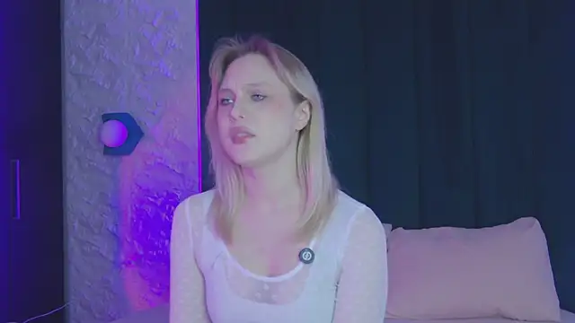 CaitlinSugar live sex cam