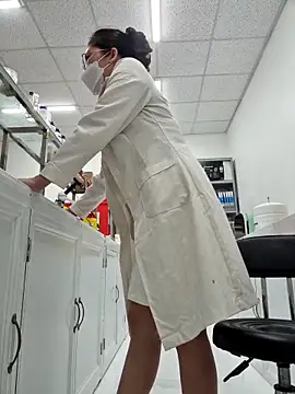 HinaLovely live sex cam