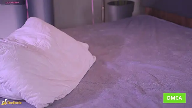 Bellacle live sex cam