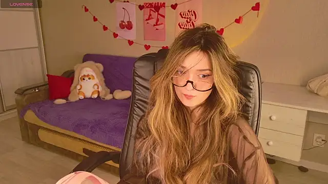 BellaSink's cam snapshot