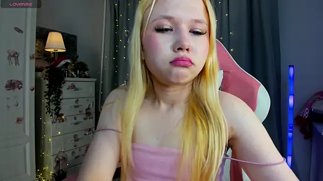 VivieSunn's cam snapshot