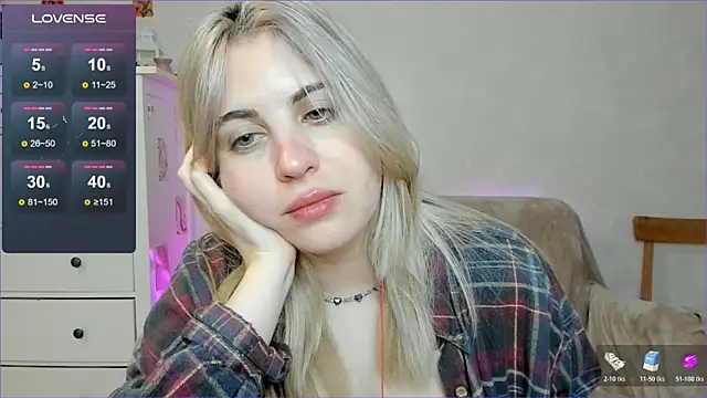 pawpaws's cam snapshot