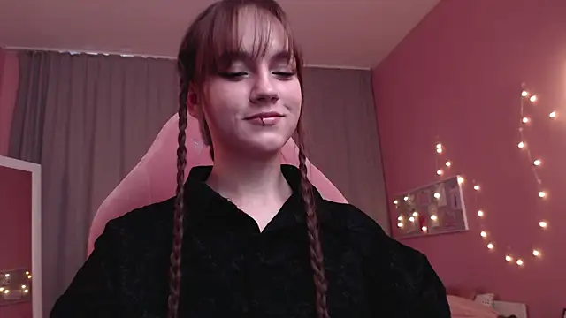 Jamie_Chung's cam snapshot