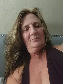 HotAzMilf live sex cam