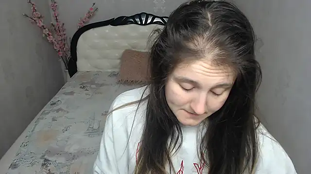 Holliy_Cooper's cam snapshot