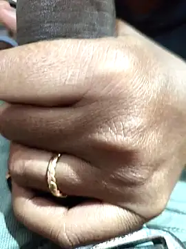 Priyankacam's cam snapshot