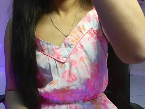 Saanvi_01's cam snapshot