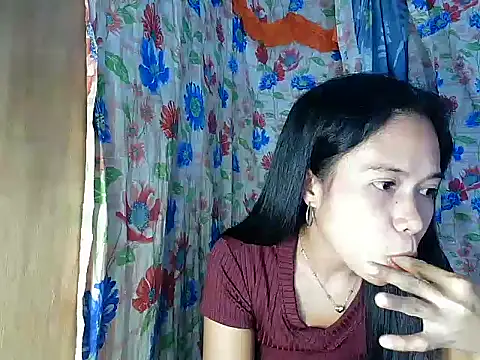 PinaySkinnyGirl live sex cam
