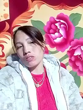 Gummiesu live sex cam