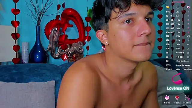 Leo_Savage_ live sex cam