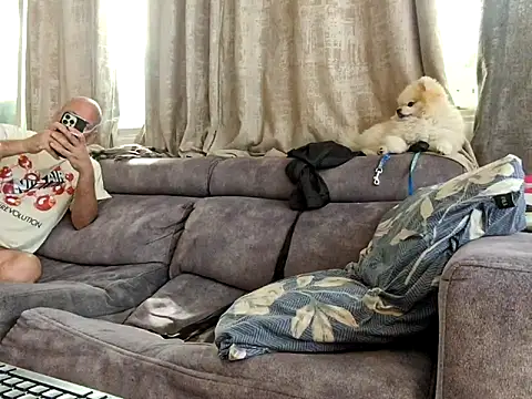 Alexis21821 live sex cam