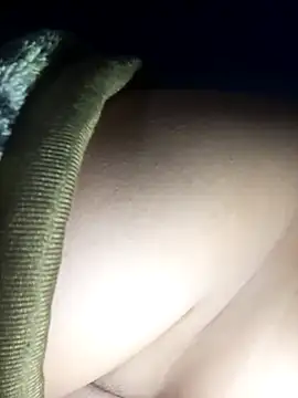 Pooja_mumbai_girl live sex cam