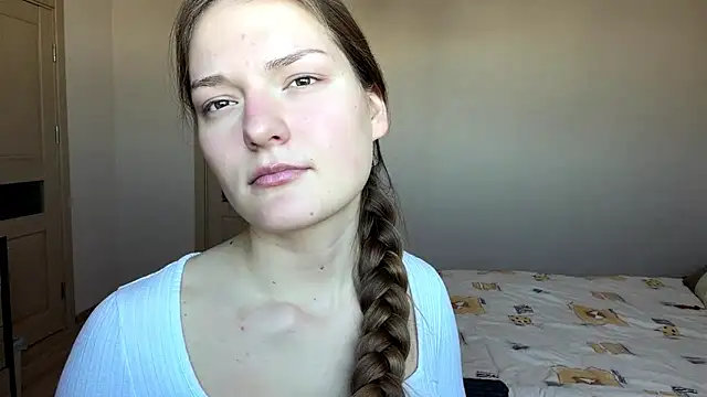 Milayouknow's cam snapshot