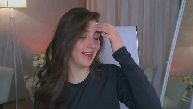 Mary_Miiller's cam snapshot