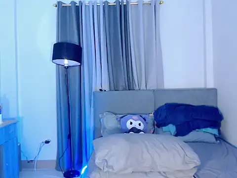 Chubbytransgirl21 live sex cam